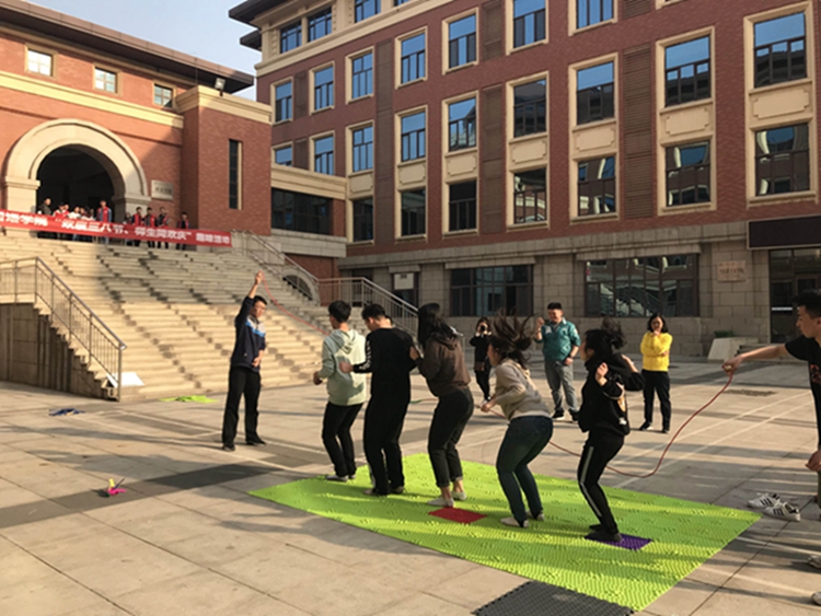 外国语学院“欢度三八节师生同欢庆”趣味运动会 外国语学院“欢度三八节师生同欢庆”趣味运动会