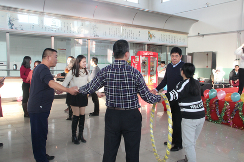 经管学院教职工举行联欢会
