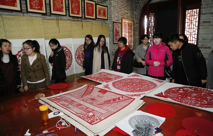 现代科技学院工会开展 庆“三八”系列庆祝活动 现代科技学院工会开展 庆“三八”系列庆祝活动