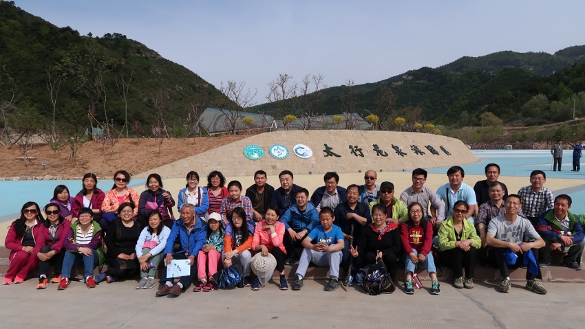信息工程学院龙泉山踏青活动 信息工程学院龙泉山踏青活动
