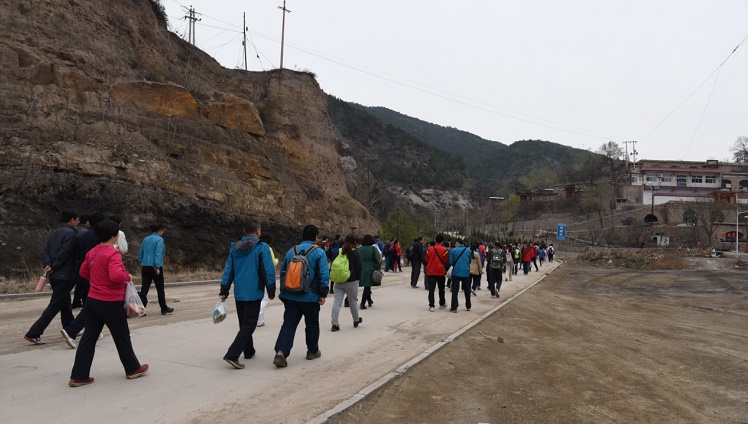 矿业工程学院工会柳子沟户外登山 矿业工程学院工会柳子沟户外登山